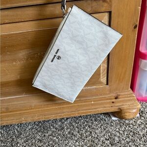 Michael Kors White Wallet